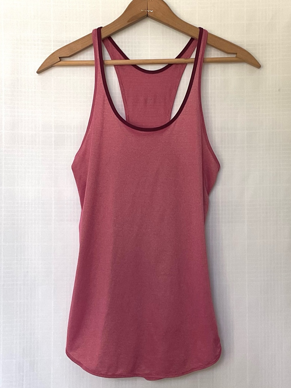lululemon Raspberry & pink Tank with Contrast Trim and gold sheen